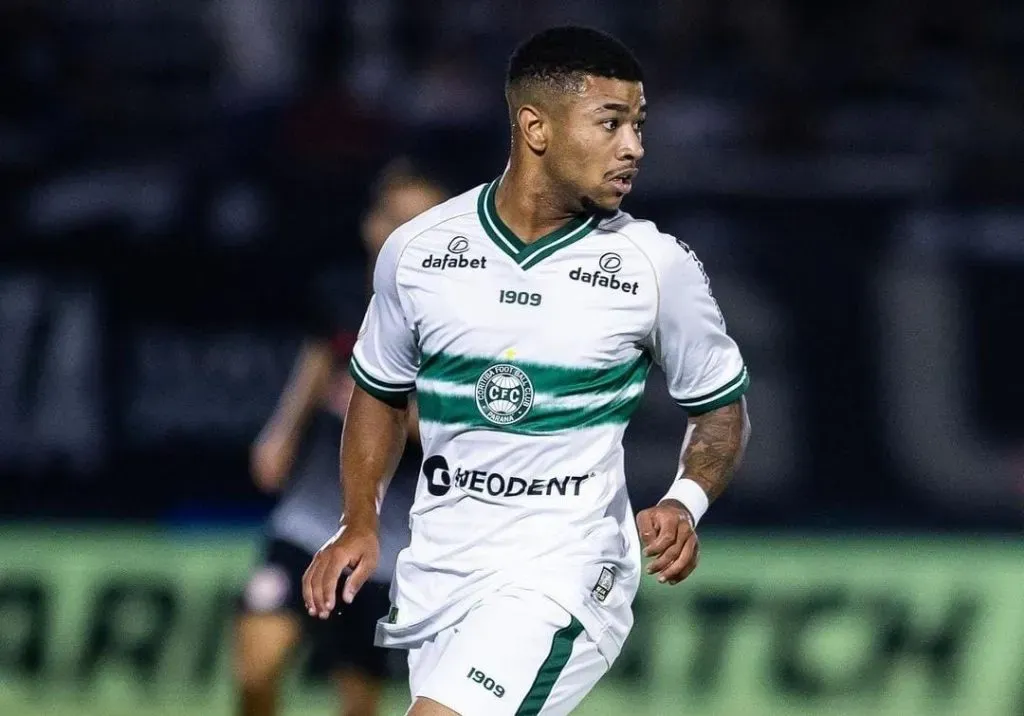 Lucas Ronier no Atlético. Foto: Divulgação/ Coritiba